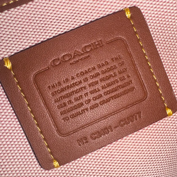 Coach dragonfruit Tabby backpack - Picture 3 of 14